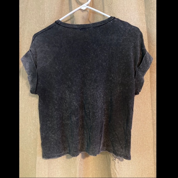Brandy Melville short sleeve - Picture 3 of 3